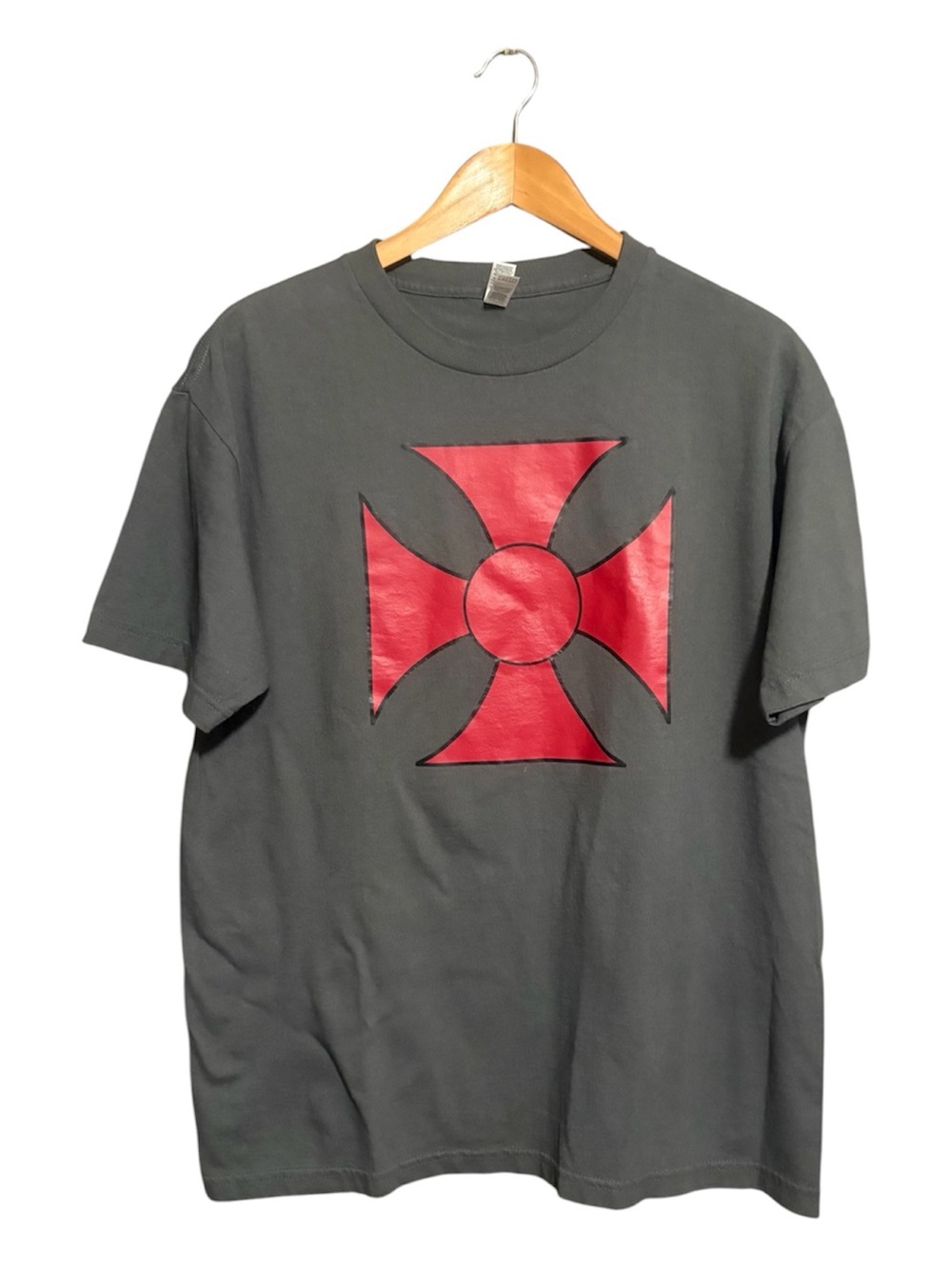 AMERICAN APPAREL Dark Grey Graphic T-Shirt with Red Cross Design